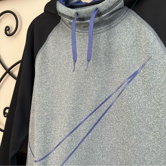 Nike Dri-Fit Moisture Wicking Gray Purple Swoosh Logo Hooded Sweatshirt Size M - Picture 4 of 12